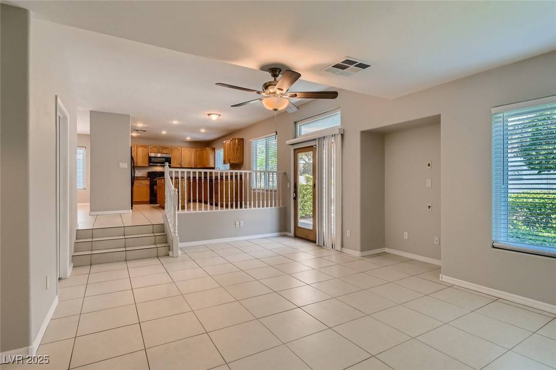 Las Vegas, NV 89131,7716 Robinglen AVE