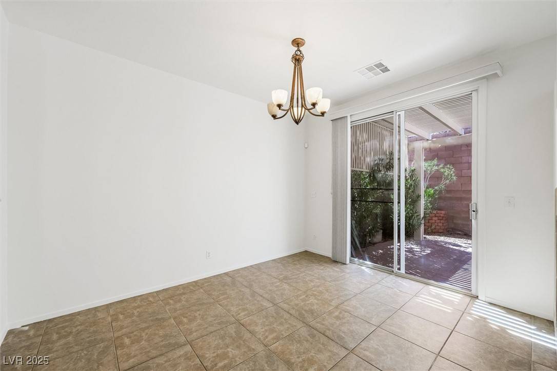 Henderson, NV 89012,739 Solitude Point AVE