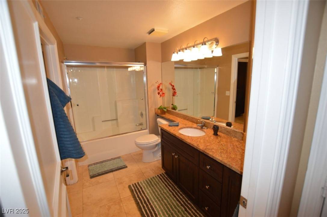 Las Vegas, NV 89169,260 E FLAMINGO RD #335