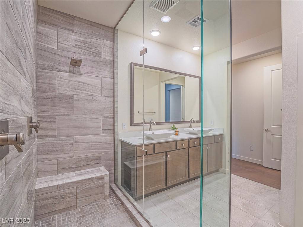 Henderson, NV 89052,816 Stannard CT