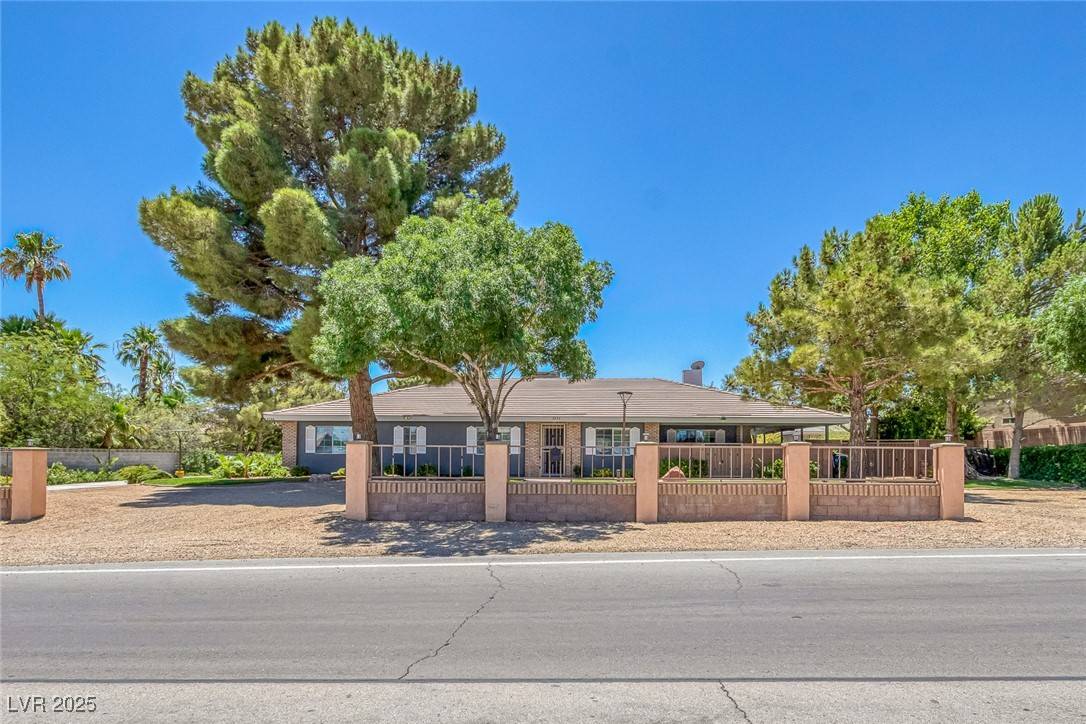 Las Vegas, NV 89139,5755 W Meranto AVE