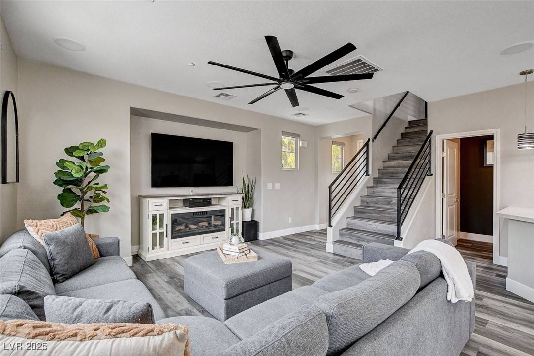 Henderson, NV 89002,688 Monument Point ST
