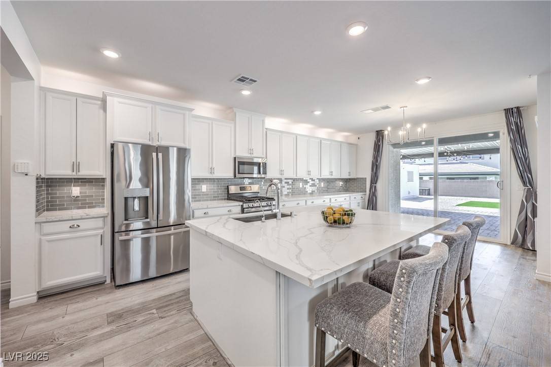 North Las Vegas, NV 89084,3821 Nesting Wren DR