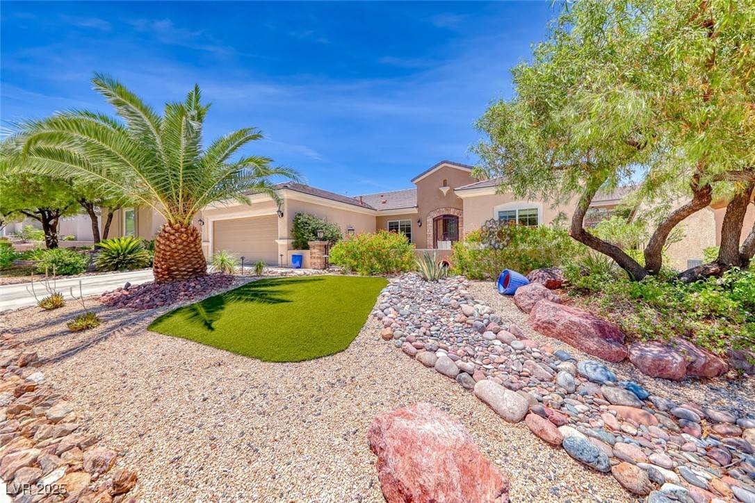 Henderson, NV 89044,2205 Sandstone Cliffs DR