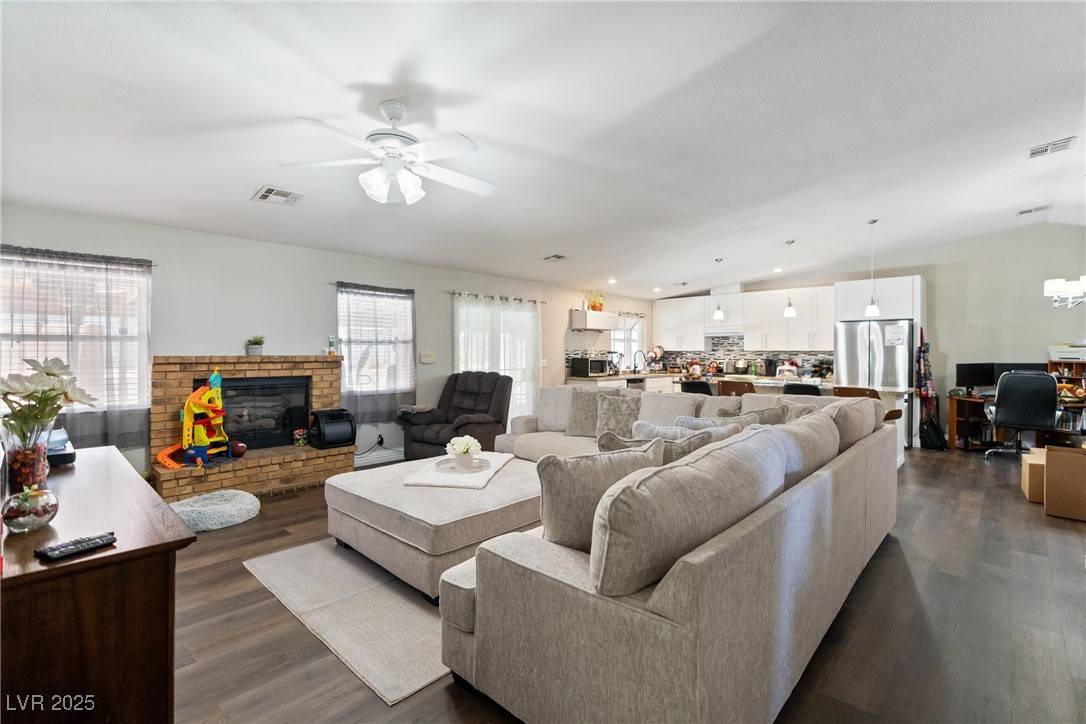 Las Vegas, NV 89108,1800 N Torrey Pines DR