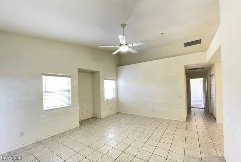 Las Vegas, NV 89117,2001 Quartz Cliff ST #207