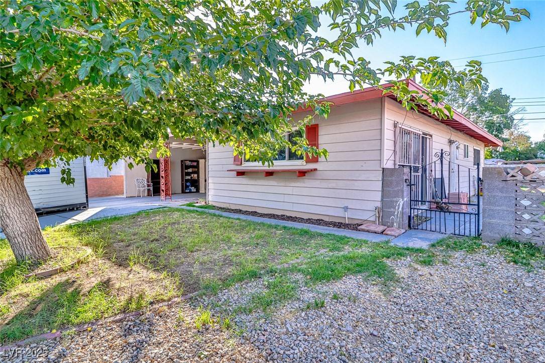 Las Vegas, NV 89106,304 Perkins CIR