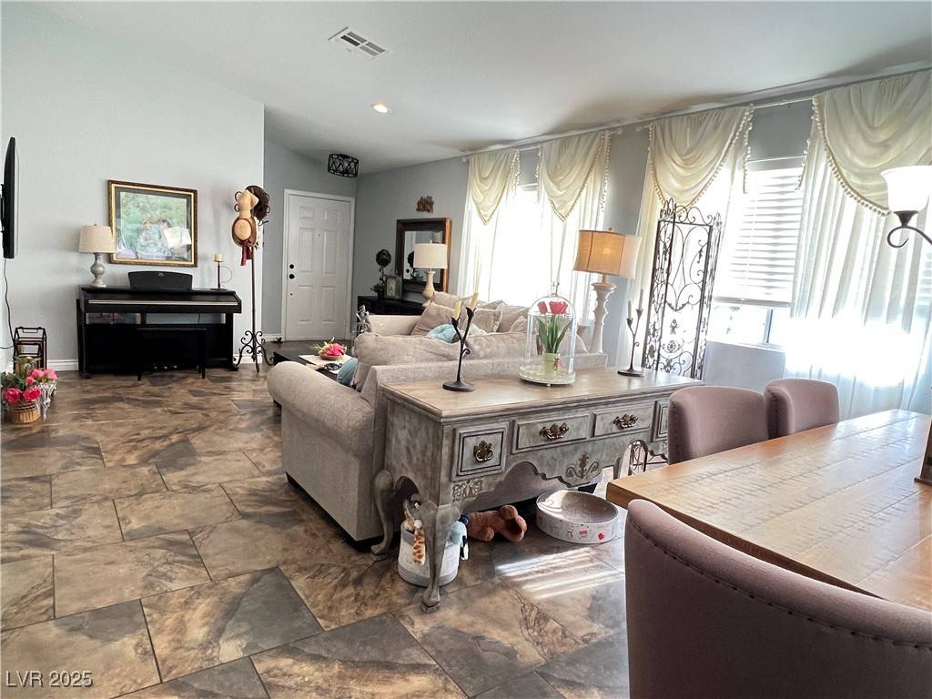 Las Vegas, NV 89142,6292 Yucca Valley CT