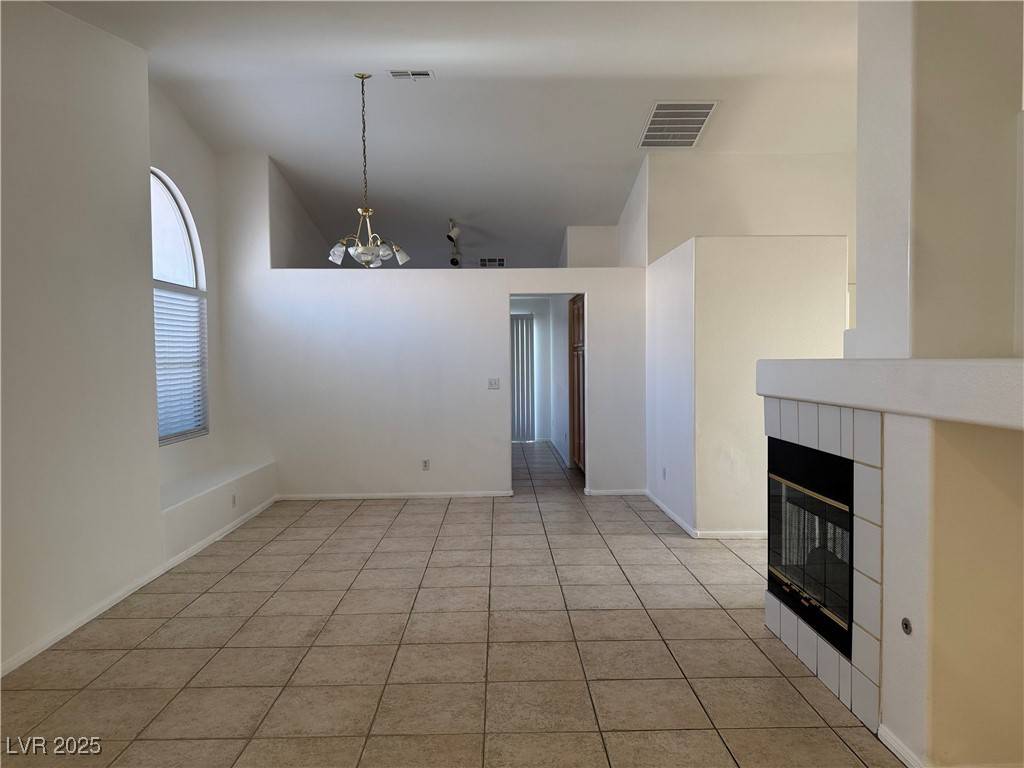 Las Vegas, NV 89147,8411 W Rochelle AVE