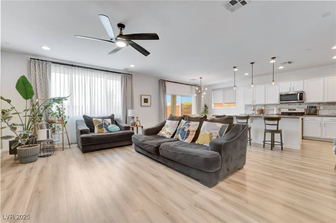 Henderson, NV 89011,1000 Cetona CT