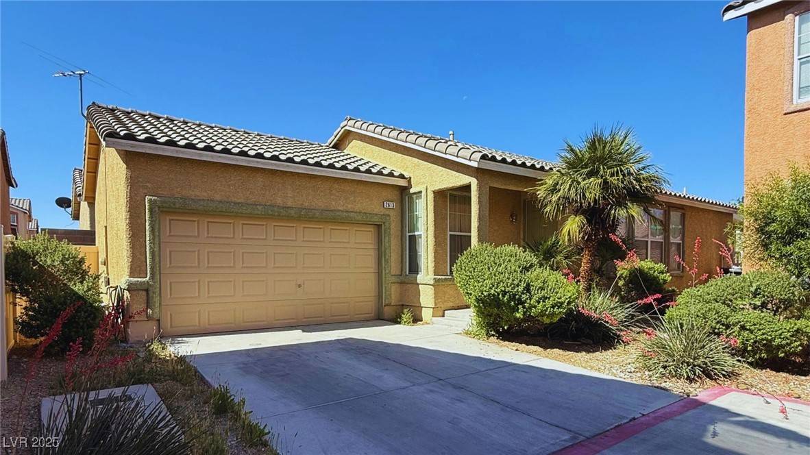 Las Vegas, NV 89106,2613 Calico Hearts CT