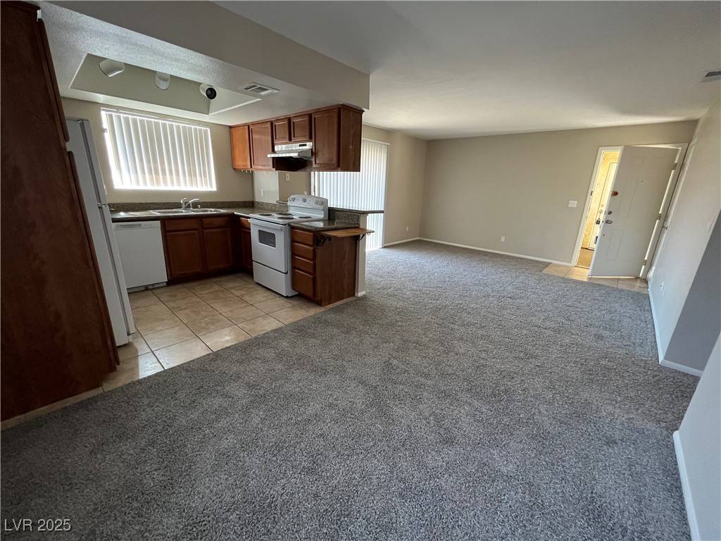 Las Vegas, NV 89145,7300 Pirates Cove RD #2040