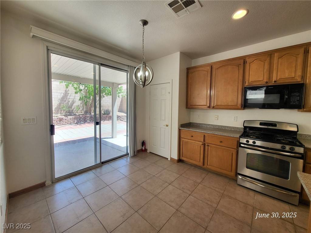 Las Vegas, NV 89117,8152 Shellstone AVE
