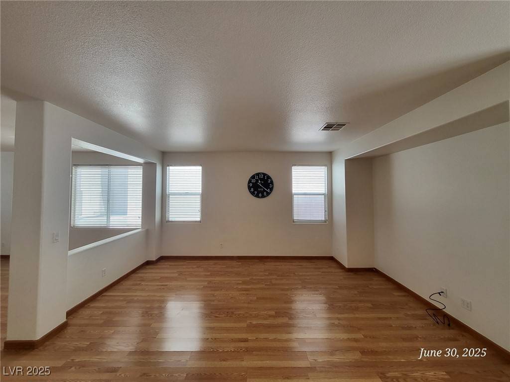 Las Vegas, NV 89117,8152 Shellstone AVE