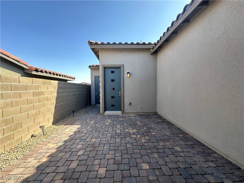 Las Vegas, NV 89138,11598 Hatchling AVE