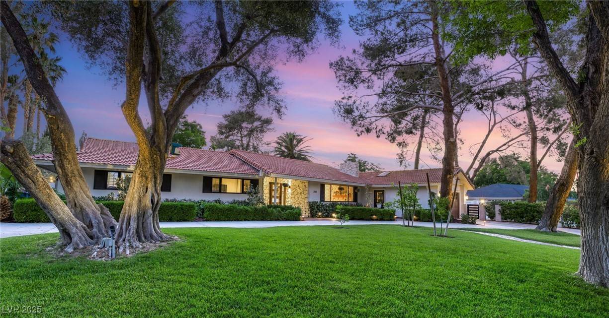 Las Vegas, NV 89107,200 STONEWOOD CT