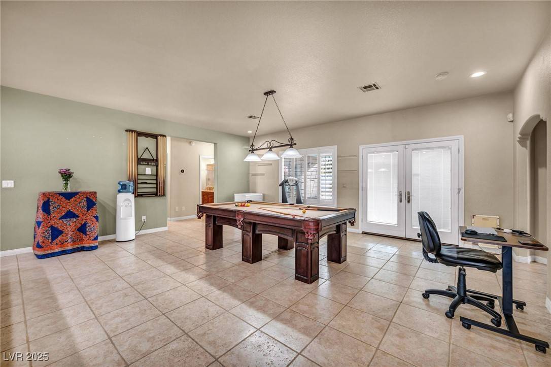Las Vegas, NV 89117,1971 Del Font CT