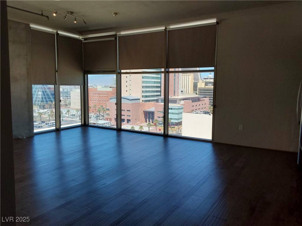 Las Vegas, NV 89101,353 E Bonneville AVE #1201