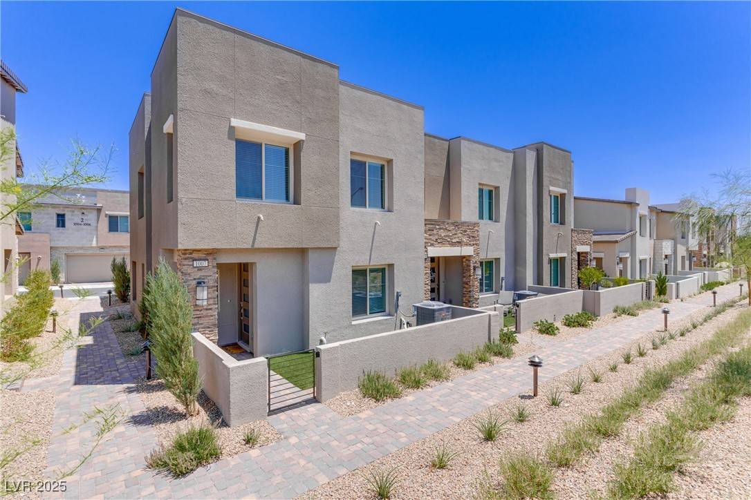 Las Vegas, NV 89138,600 N Carriage Hill DR #1007