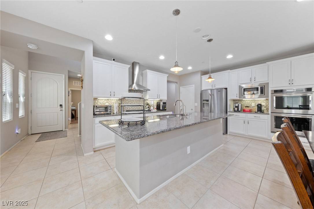 Henderson, NV 89011,600 Our Heritage ST