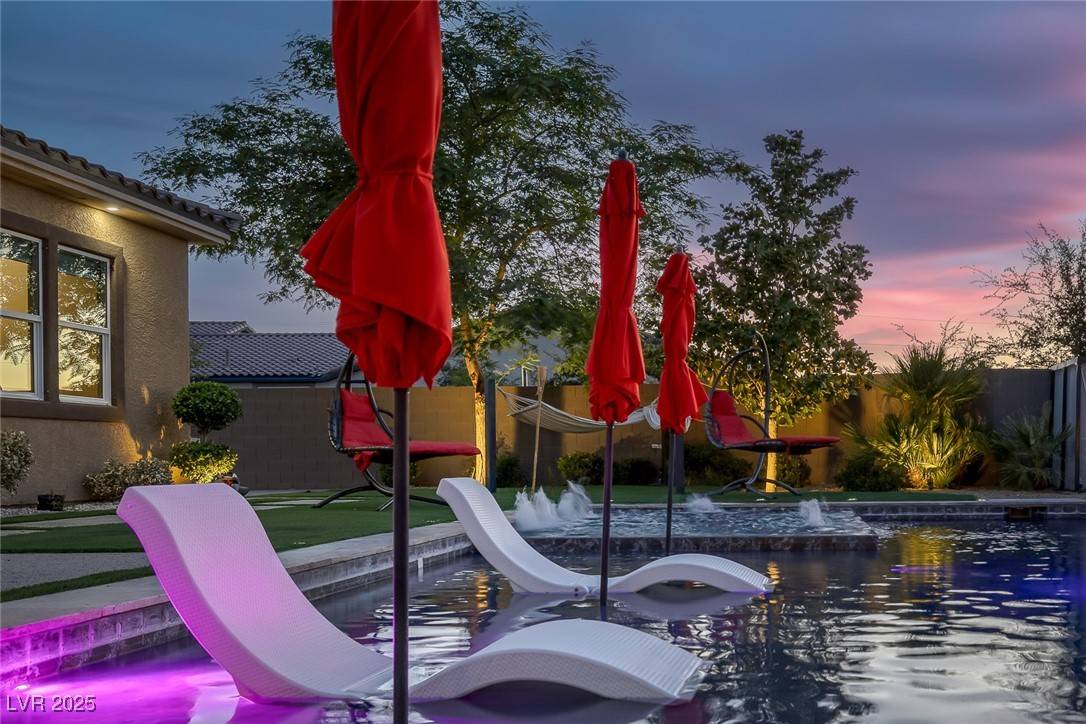 Las Vegas, NV 89183,274 Chartan AVE