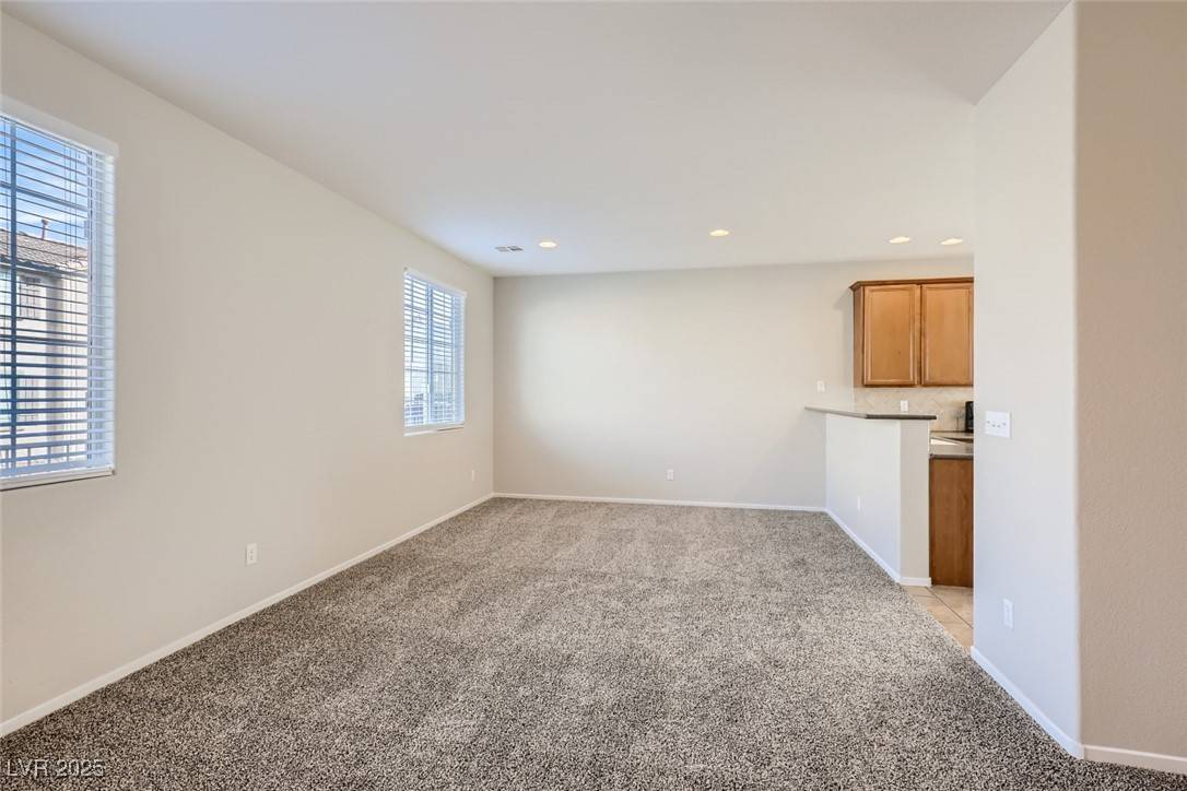 Las Vegas, NV 89149,7925 Violet Sky ST