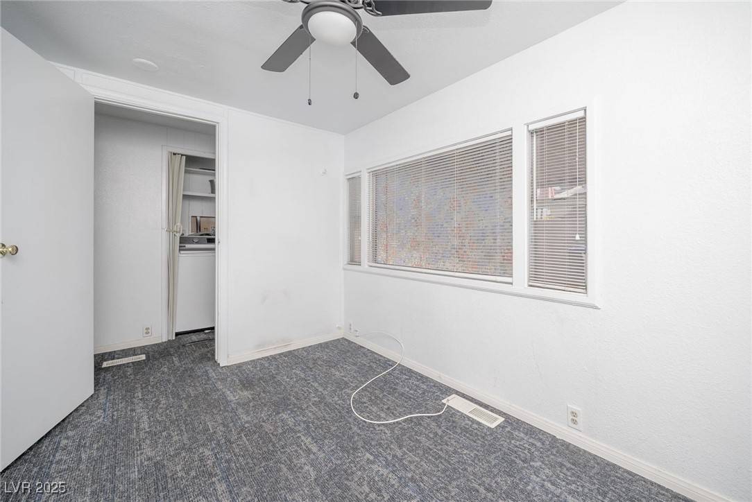 Las Vegas, NV 89110,148 Sir Thomas DR