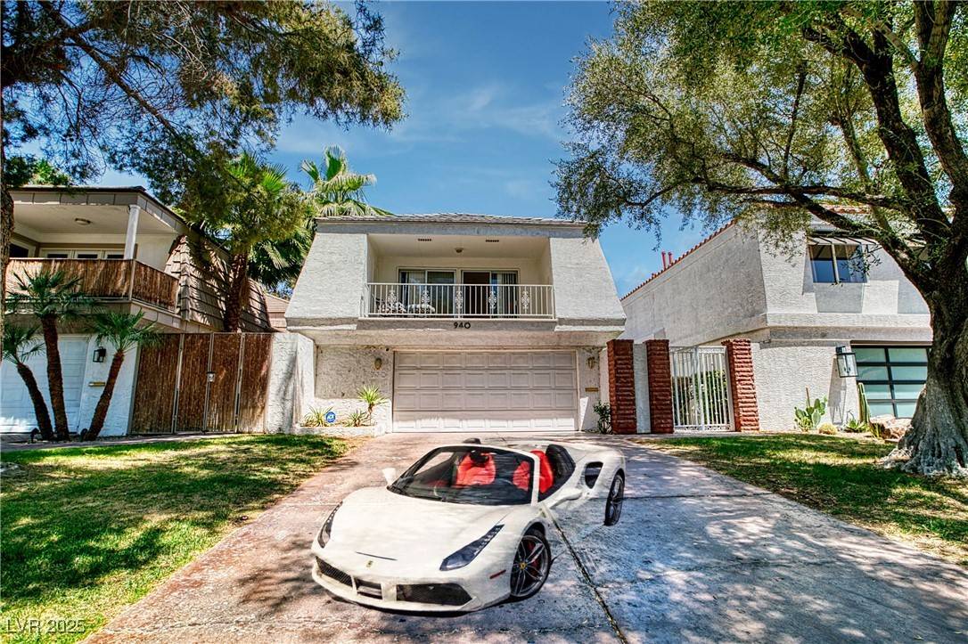 Las Vegas, NV 89109,940 Vegas Valley DR