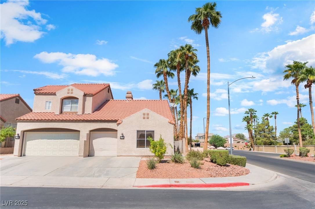 Henderson, NV 89014,1701 Comstock DR