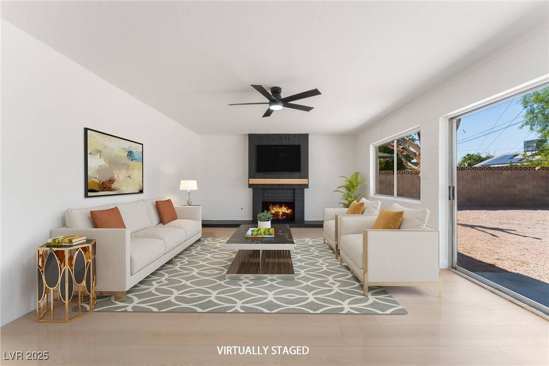 Las Vegas, NV 89121,2724 Natalie AVE