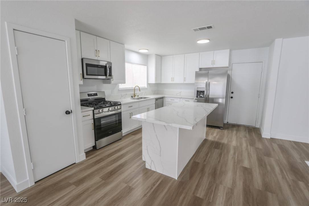 Las Vegas, NV 89120,4269 Roanridge AVE