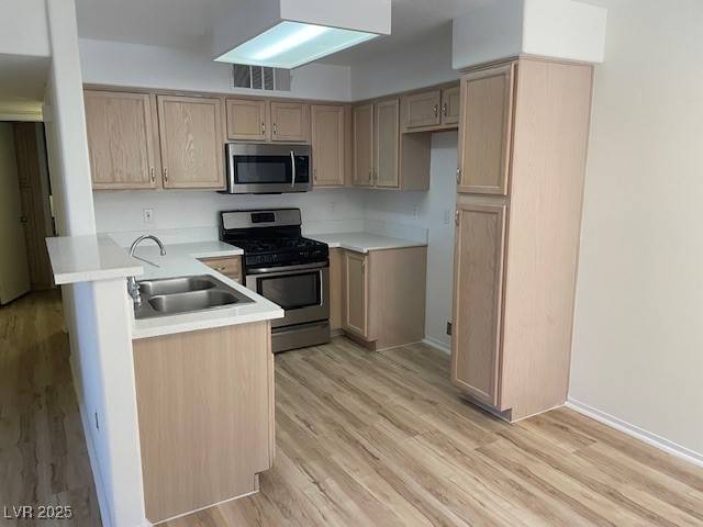 Las Vegas, NV 89120,5130 Mandalay Springs DR #103