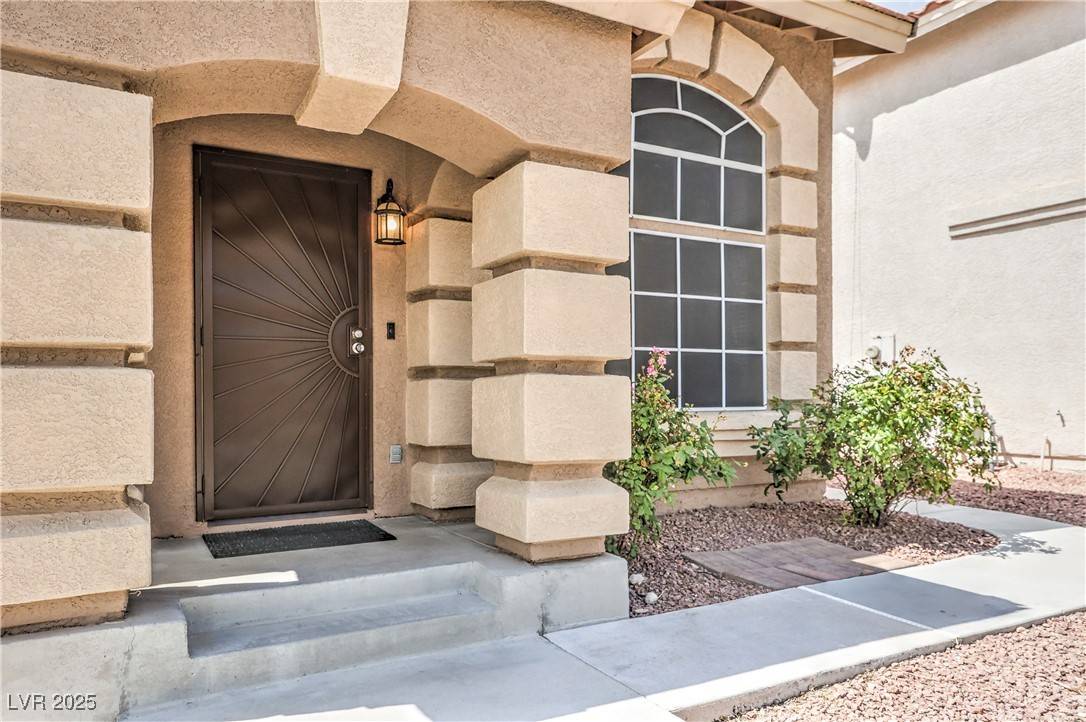 Las Vegas, NV 89129,8737 Autumn Valley AVE