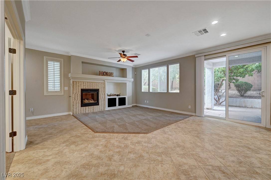 Las Vegas, NV 89166,10512 Galleon Peak LN