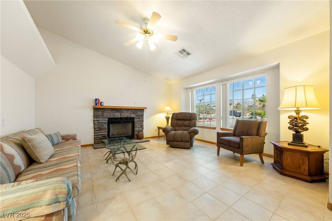Pahrump, NV 89048,2040 Tucuman AVE