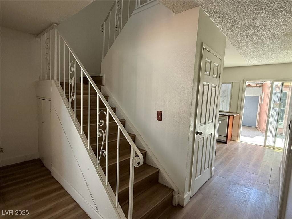 Las Vegas, NV 89102,3906 Blackford PL