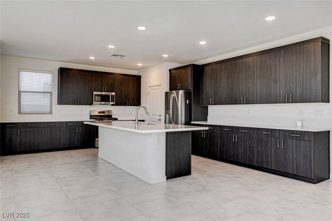 North Las Vegas, NV 89084,532 Monarch Ridge CT