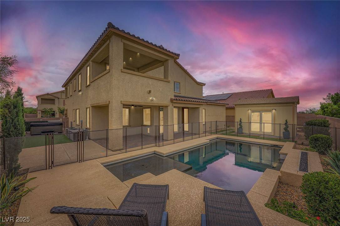 Las Vegas, NV 89118,5990 Viscaya Grove ST