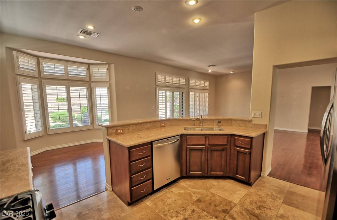 Las Vegas, NV 89134,2701 Orchid Valley DR