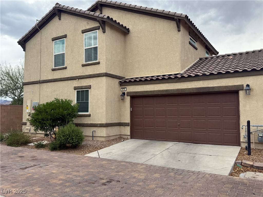 Henderson, NV 89015,679 Swift Eagle AVE