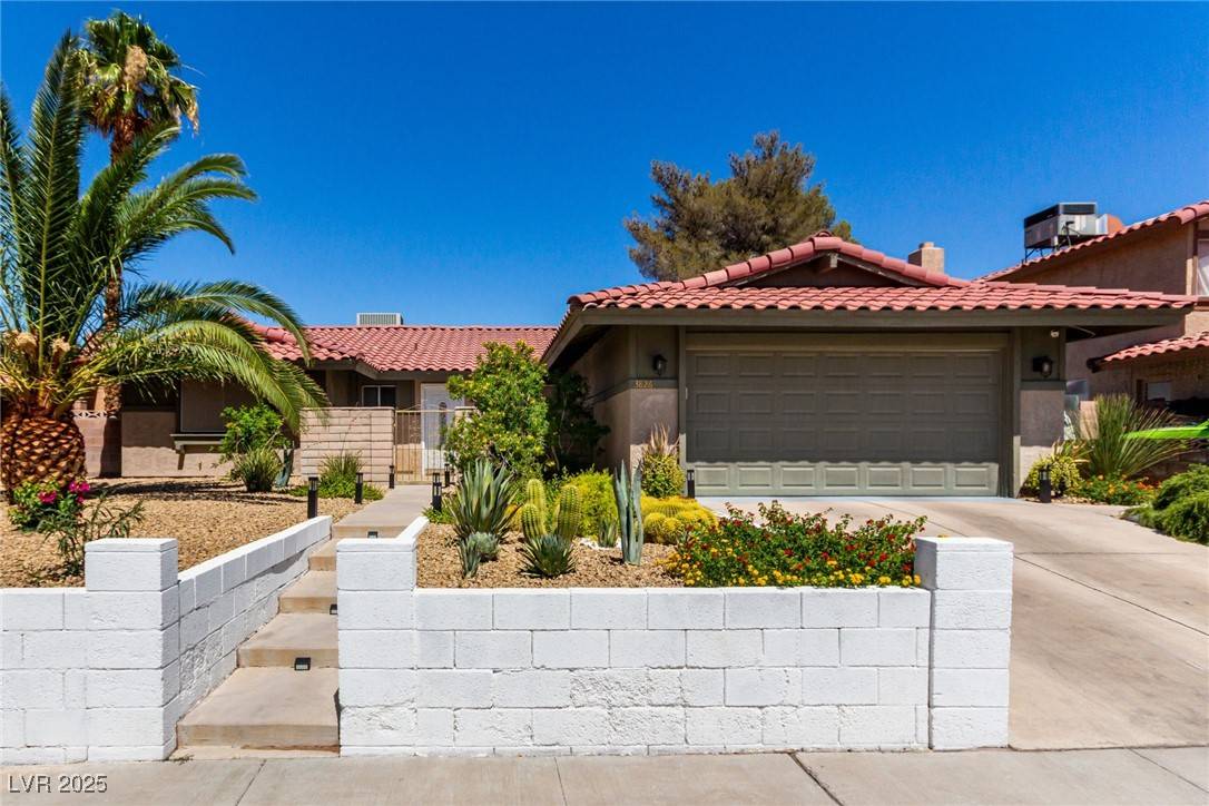 Las Vegas, NV 89103,3826 Edmond ST
