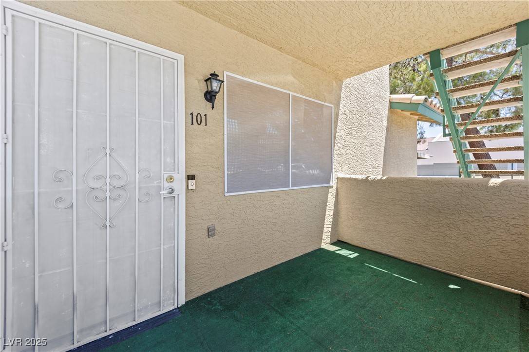 Las Vegas, NV 89145,338 Jett ST #101