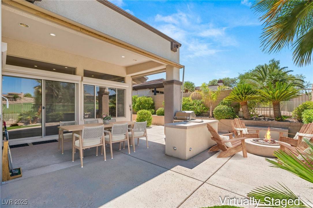 Henderson, NV 89052,9 Knob Oak DR