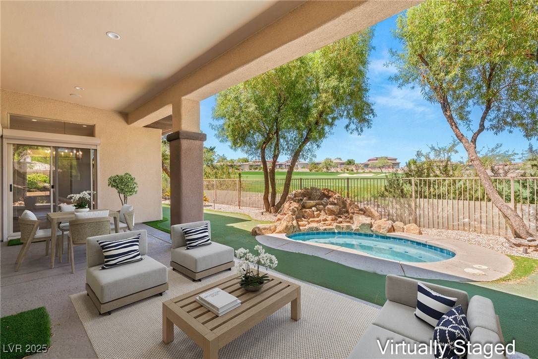 Henderson, NV 89052,9 Knob Oak DR