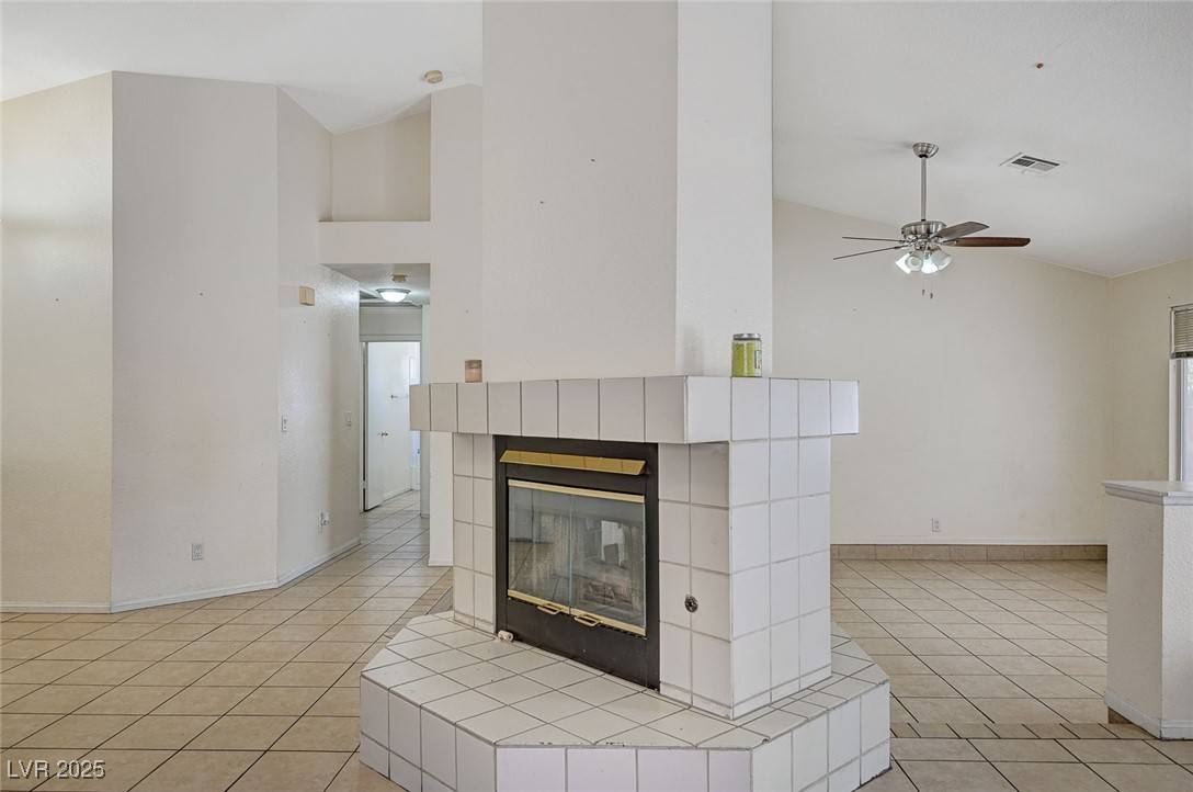 North Las Vegas, NV 89032,4112 Dove Creek RD