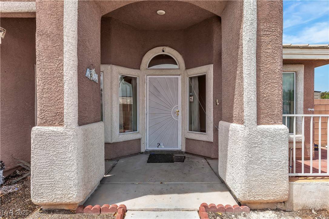 North Las Vegas, NV 89031,4537 Colonial Canyon ST