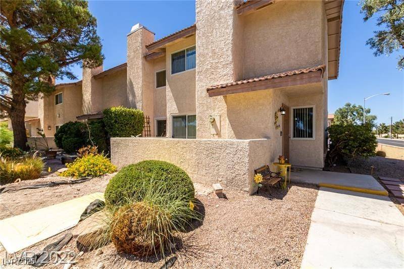 Las Vegas, NV 89121,3393 Narod ST