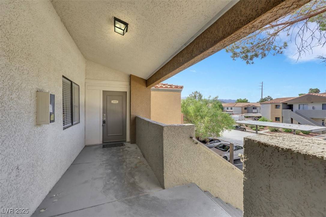 Las Vegas, NV 89128,3151 SOARING GULLS DR #2123