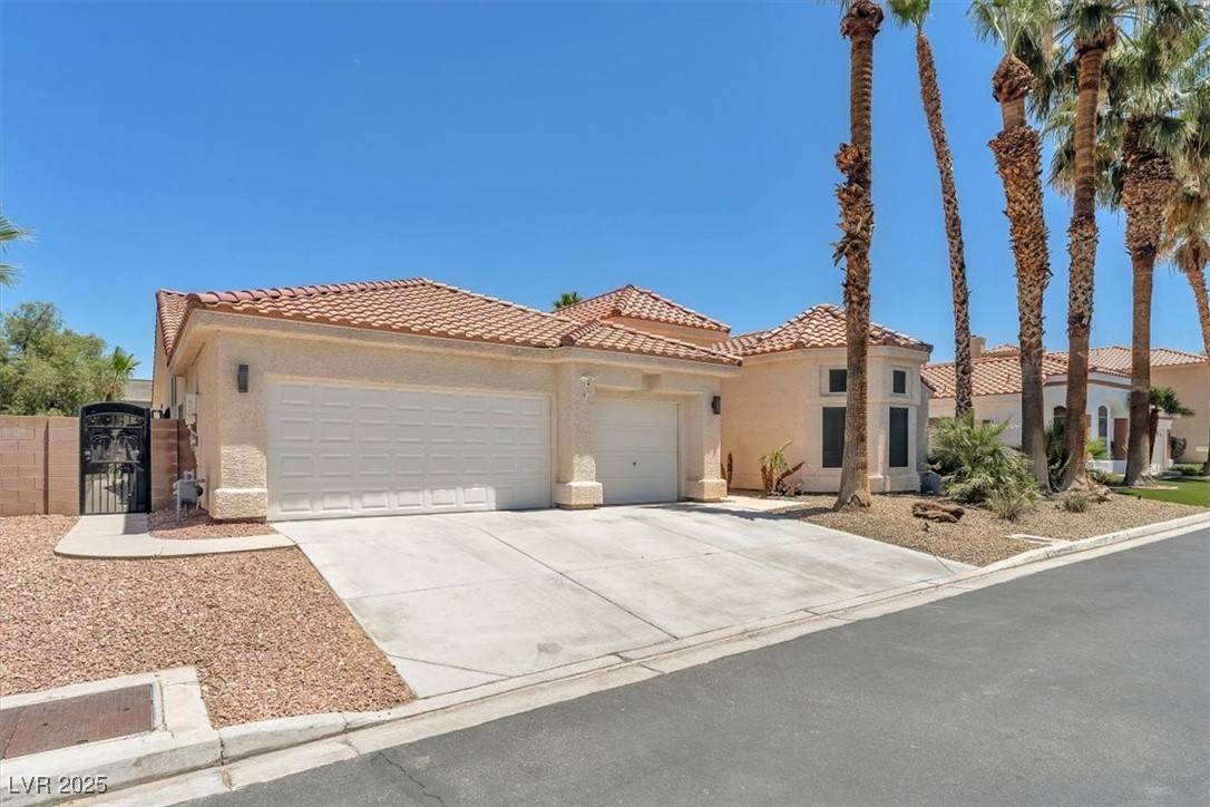Las Vegas, NV 89118,5638 Wild Olive ST
