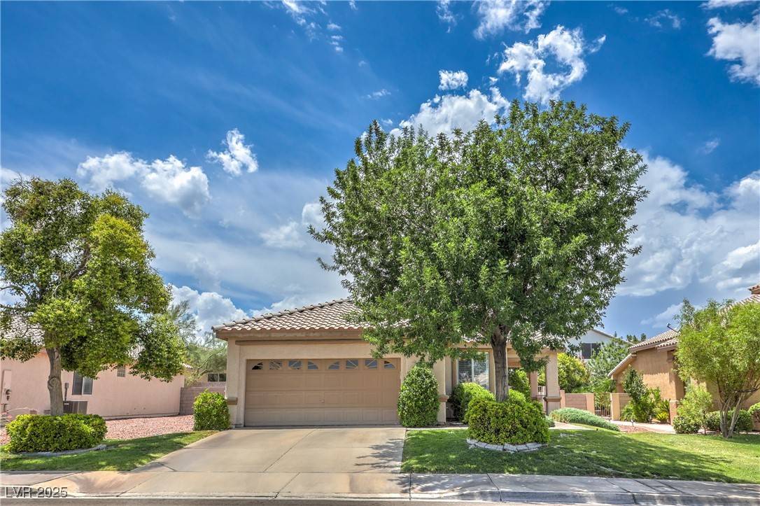 Henderson, NV 89074,233 Ventana Heights ST